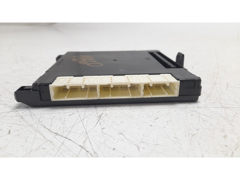 Recambio de modulo electronico para toyota prius+ advance referencia OEM IAM 8922147500  