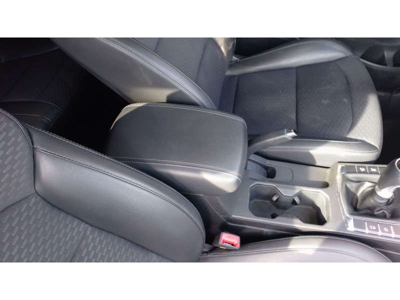 Recambio de apoyabrazos central para ssangyong korando (c300) 1.5 referencia OEM IAM   