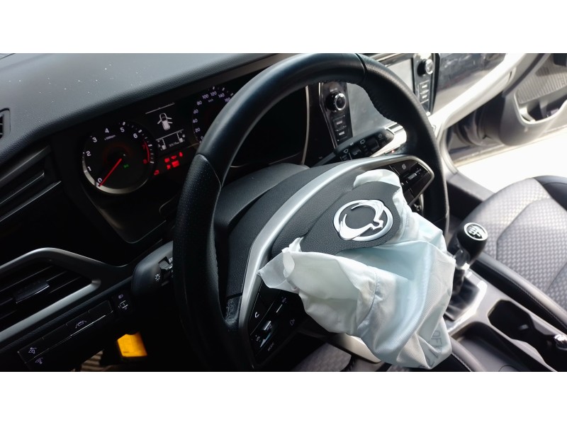 Recambio de mando multifuncion para ssangyong korando (c300) 1.5 referencia OEM IAM   
