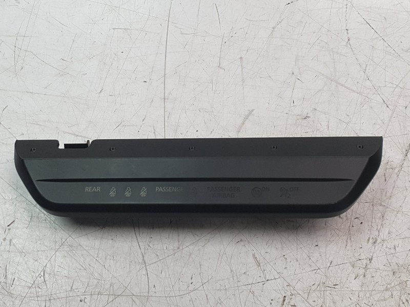 Recambio de modulo electronico para mazda 3 berlina (bp) evolution referencia OEM IAM BDEL55260D BDGF55260 