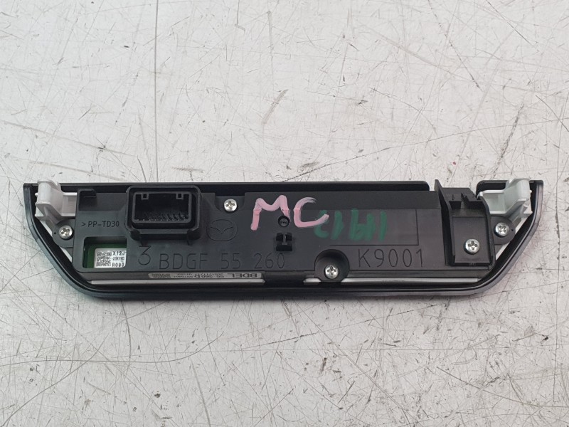 Recambio de modulo electronico para mazda 3 berlina (bp) evolution referencia OEM IAM BDEL55260D BDGF55260 