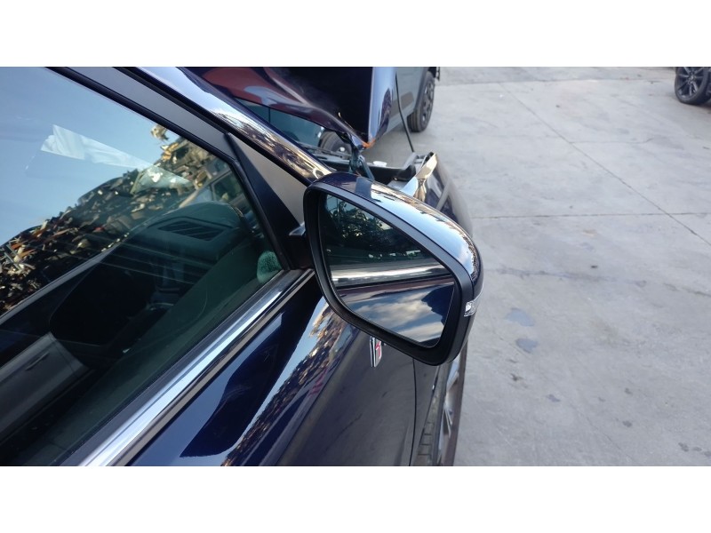Recambio de retrovisor derecho para ssangyong korando (c300) 1.5 referencia OEM IAM   