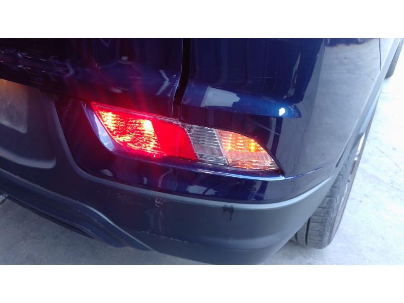 Recambio de faro antiniebla trasero derecho para ssangyong korando (c300) 1.5 referencia OEM IAM   