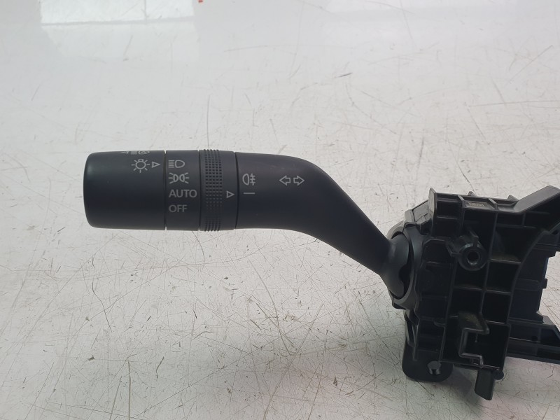 Recambio de mando multifuncion para mazda 3 berlina (bp) evolution referencia OEM IAM BDMC66122A  