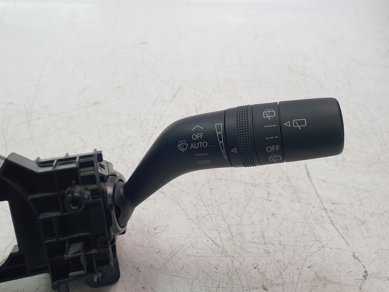 Recambio de mando multifuncion para mazda 3 berlina (bp) evolution referencia OEM IAM BDMC66122A  
