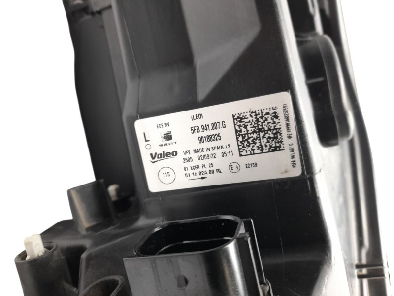 Recambio de faro izquierdo para seat leon sportstourer (kl8, kld) 2.0 tdi referencia OEM IAM 5FB941007G  