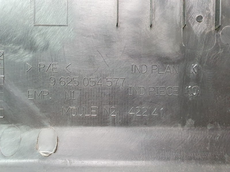 Recambio de moldura para peugeot 206 hatchback (2a/c) 1.4 i referencia OEM IAM 9625054577  