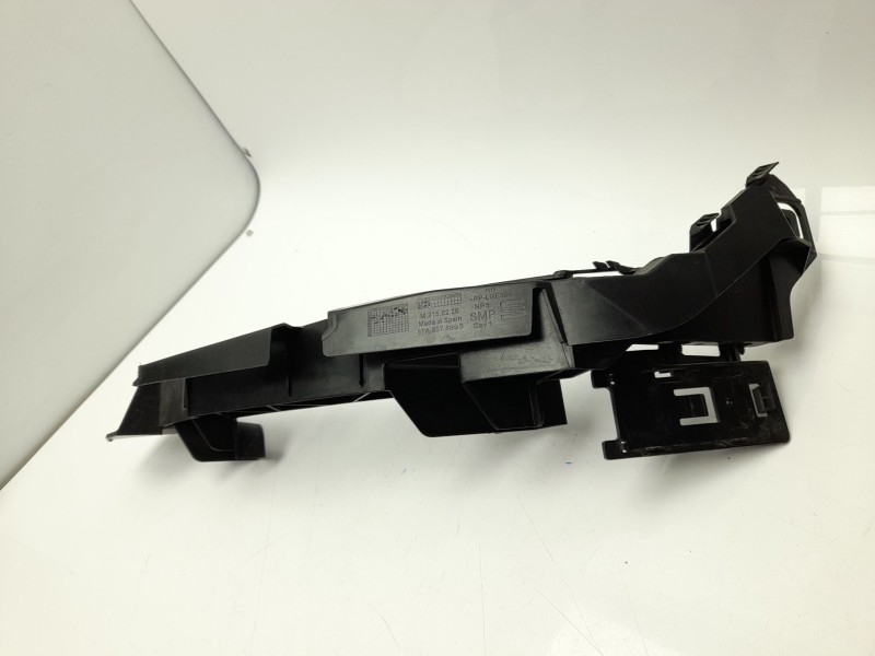 Recambio de soporte faro izquierdo para seat leon sportstourer (kl8, kld) 2.0 tdi referencia OEM IAM 5FA807889B  