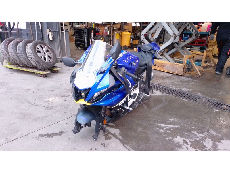 yamaha yzf-r del año 2023