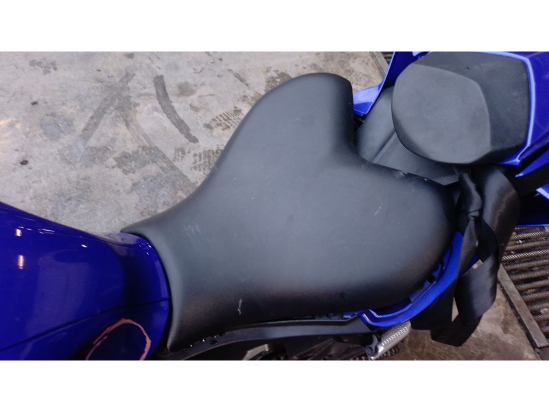 Recambio de asiento para yamaha yzf-r yzf- r7 referencia OEM IAM   