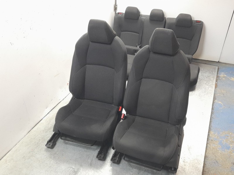 Recambio de juego asientos completo para toyota c-hr (_x1_) 1.8 hybrid (zyx10_, zyx11_) referencia OEM IAM 71073YP450A0  
