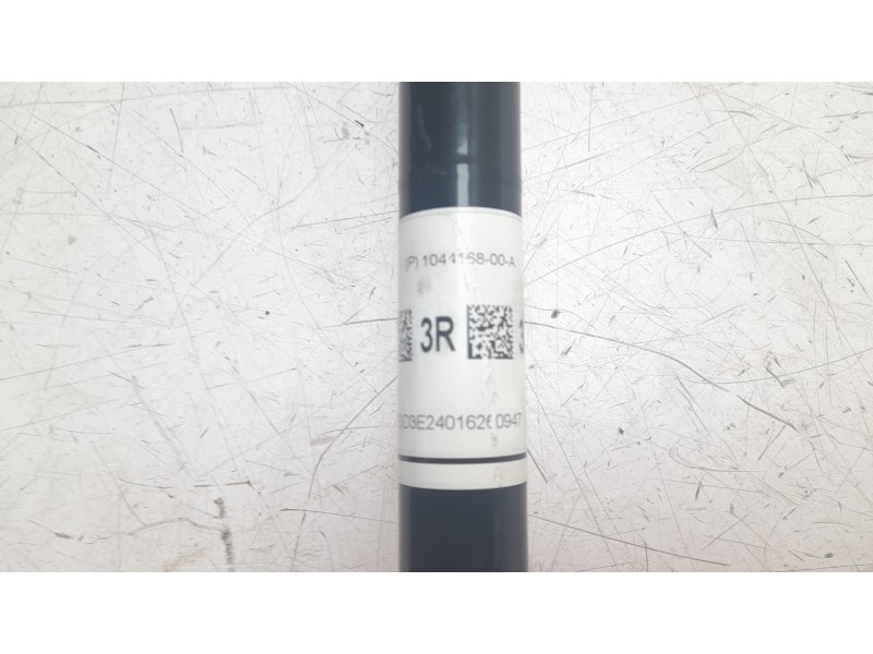 Recambio de transmision trasera derecha para tesla model 3 (5yj3) ev awd referencia OEM IAM 104416800A  