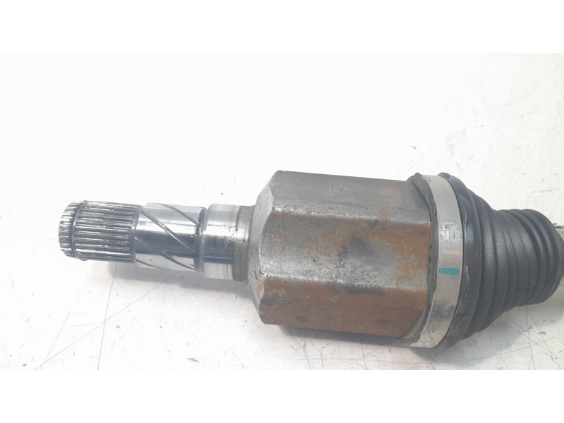 Recambio de transmision trasera derecha para tesla model 3 (5yj3) ev awd referencia OEM IAM 104416800A  