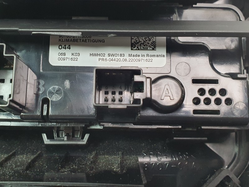 Recambio de rejilla aireadora para seat leon sportstourer (kl8, kld) 2.0 tdi referencia OEM IAM 5FA819208  