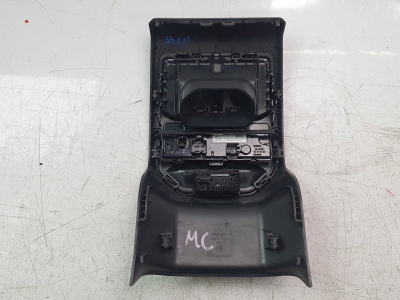 Recambio de rejilla aireadora para seat leon sportstourer (kl8, kld) 2.0 tdi referencia OEM IAM 5FA819208  