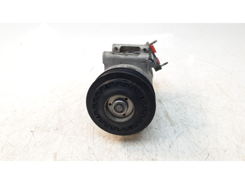 Recambio de compresor aire acondicionado para peugeot 308 ii (lb_, lp_, lw_, lh_, l3_) 1.6 gti (l35gnh) referencia OEM IAM 98275