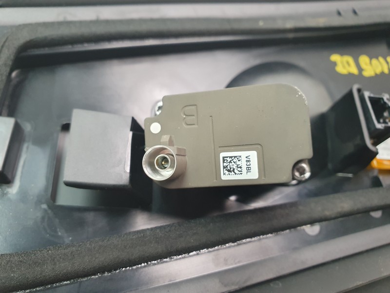 Recambio de moldura para tesla model 3 (5yj3) ev awd referencia OEM IAM 173427500 171176200F 