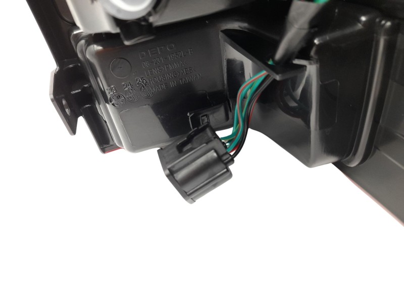 Recambio de piloto trasero izquierdo para ford ranger (eq) referencia OEM IAM 6M3413B505CA 103F10461771 103F10461771 , 16318131