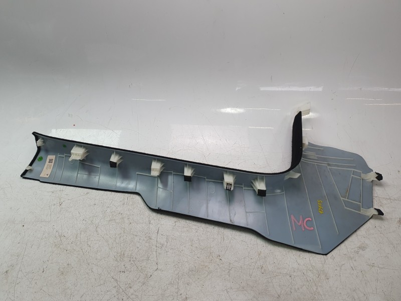 Recambio de moldura para tesla model 3 (5yj3) ev awd referencia OEM IAM 173350610D  