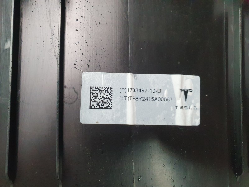 Recambio de sistema navegacion gps para tesla model 3 (5yj3) ev awd referencia OEM IAM 173349710D  