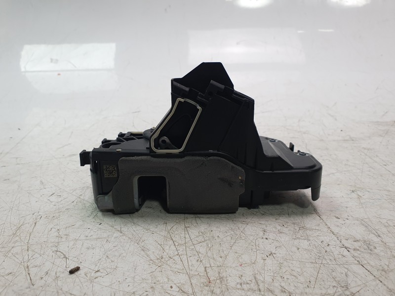 Recambio de cerradura puerta trasera derecha para ford focus iv (hn) 1.0 ecoboost mhev active referencia OEM IAM CERRADURA PUERT