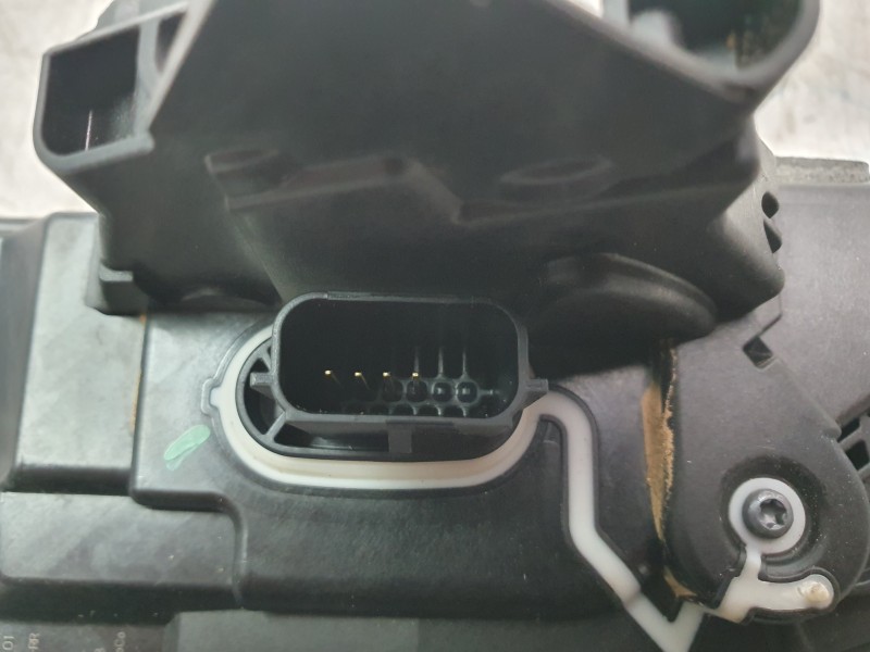 Recambio de cerradura puerta trasera derecha para ford focus iv (hn) 1.0 ecoboost mhev active referencia OEM IAM CERRADURA PUERT