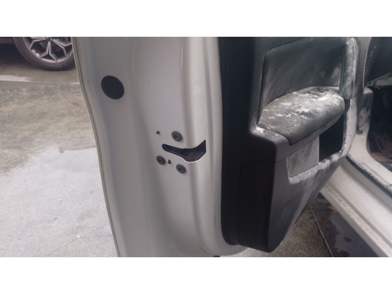 Recambio de cerradura puerta delantera izquierda para peugeot 308 ii (lb_, lp_, lw_, lh_, l3_) 1.6 hdi 100 referencia OEM IAM   
