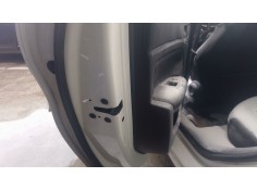 CERRADURA PUERTA TRASERA IZQUIERDA 