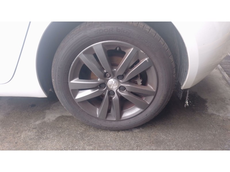 Recambio de llanta para peugeot 308 ii (lb_, lp_, lw_, lh_, l3_) 1.6 hdi 100 referencia OEM IAM   