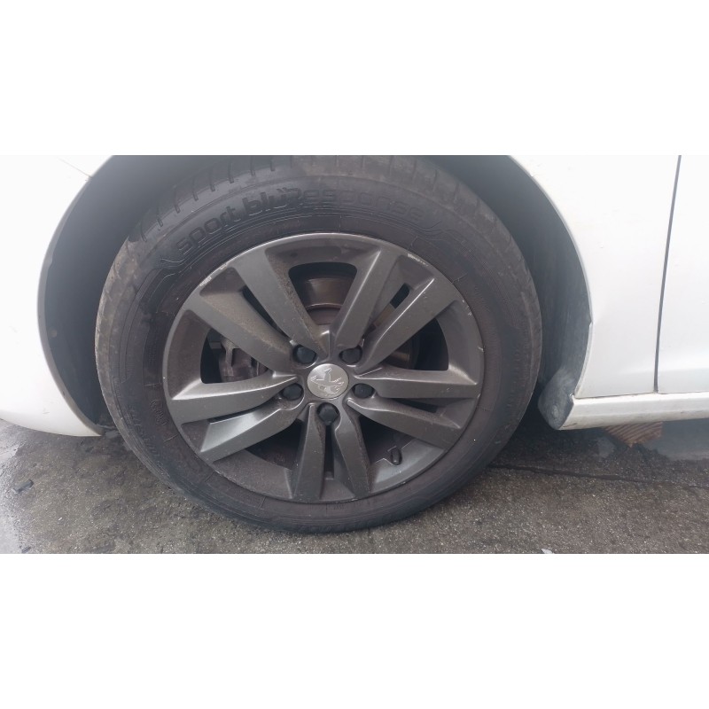 Recambio de llanta para peugeot 308 ii (lb_, lp_, lw_, lh_, l3_) 1.6 hdi 100 referencia OEM IAM   