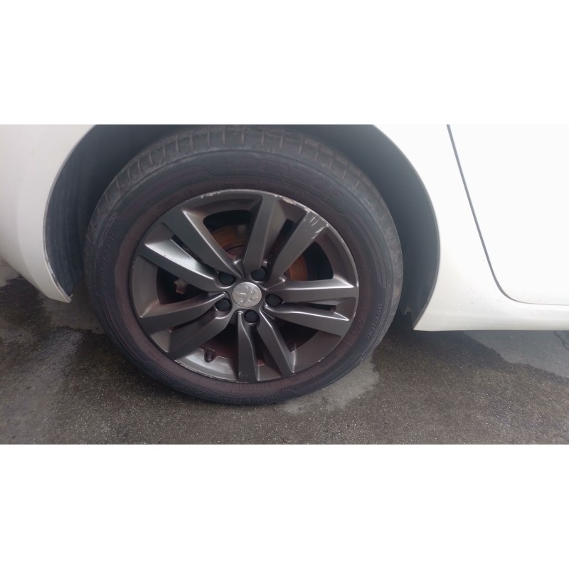 Recambio de llanta para peugeot 308 ii (lb_, lp_, lw_, lh_, l3_) 1.6 hdi 100 referencia OEM IAM   