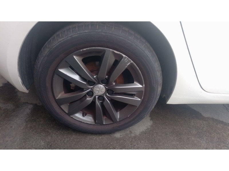 Recambio de llanta para peugeot 308 ii (lb_, lp_, lw_, lh_, l3_) 1.6 hdi 100 referencia OEM IAM   