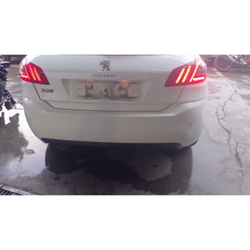 Recambio de paragolpes trasero para peugeot 308 ii (lb_, lp_, lw_, lh_, l3_) 1.6 hdi 100 referencia OEM IAM   