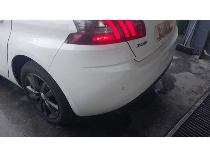 Recambio de paragolpes trasero para peugeot 308 ii (lb_, lp_, lw_, lh_, l3_) 1.6 hdi 100 referencia OEM IAM   