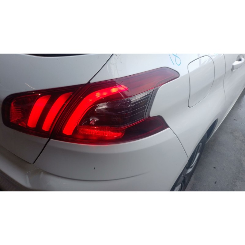 Recambio de piloto trasero derecho para peugeot 308 ii (lb_, lp_, lw_, lh_, l3_) 1.6 hdi 100 referencia OEM IAM   