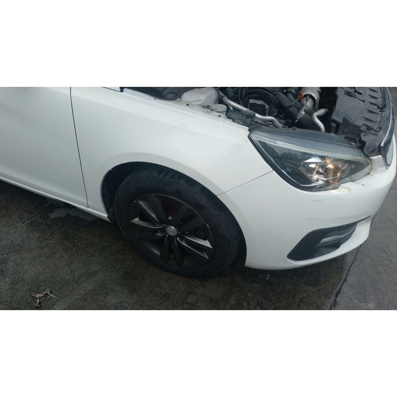 Recambio de mangueta delantera derecha para peugeot 308 ii (lb_, lp_, lw_, lh_, l3_) 1.6 hdi 100 referencia OEM IAM   