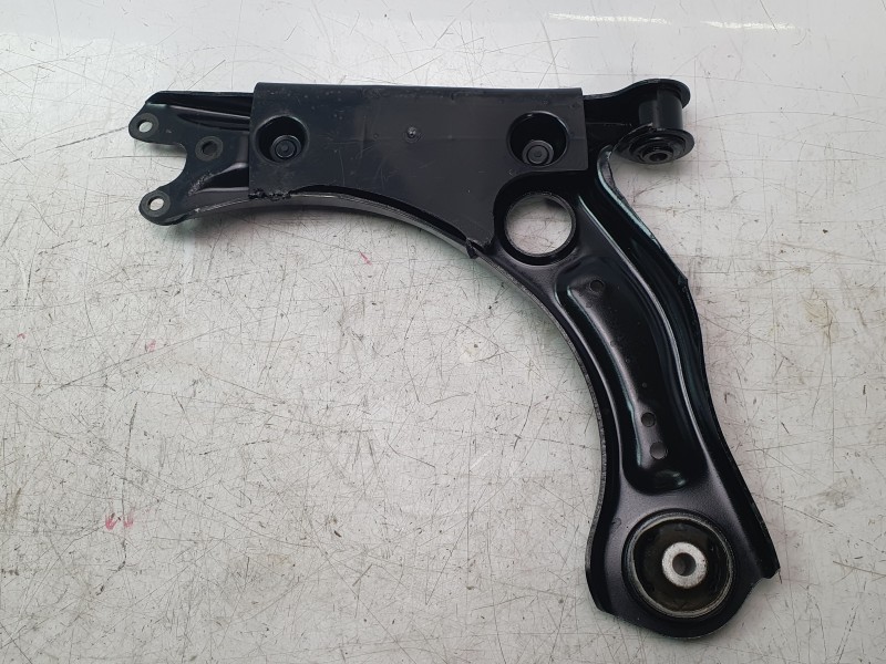 Recambio de brazo suspension inferior delantero izquierdo para audi a1 sportback (gba) 30 tfsi referencia OEM IAM 2Q0407152D  BR