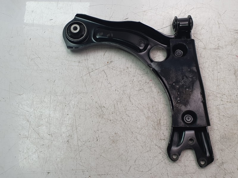 Recambio de brazo suspension inferior delantero derecho para audi a1 sportback (gba) 30 tfsi referencia OEM IAM 2Q0407151D  