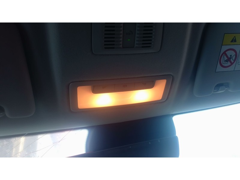 Recambio de luz interior para mg zs 1.5 hybrid+ referencia OEM IAM   