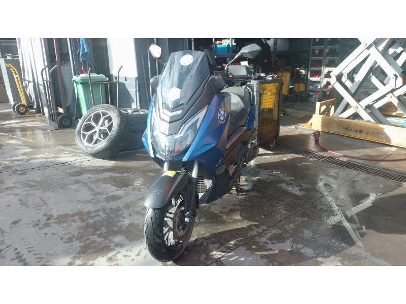 mitt 330 gts del año 2020