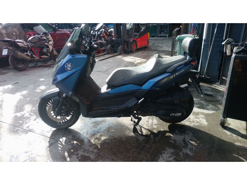 mitt 330 gts del año 2020