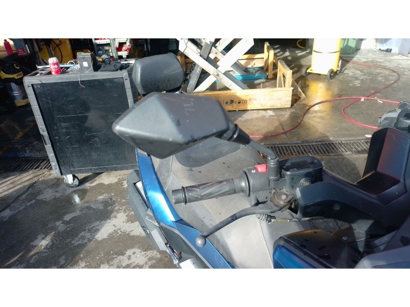 Recambio de retrovisor derecho para mitt 330 gts 330 gts referencia OEM IAM   