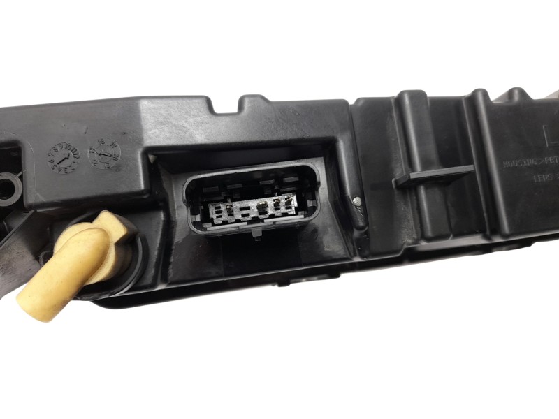 Recambio de piloto delantero izquierdo para citroën c4 picasso ii 1.6 bluehdi 120 referencia OEM IAM   