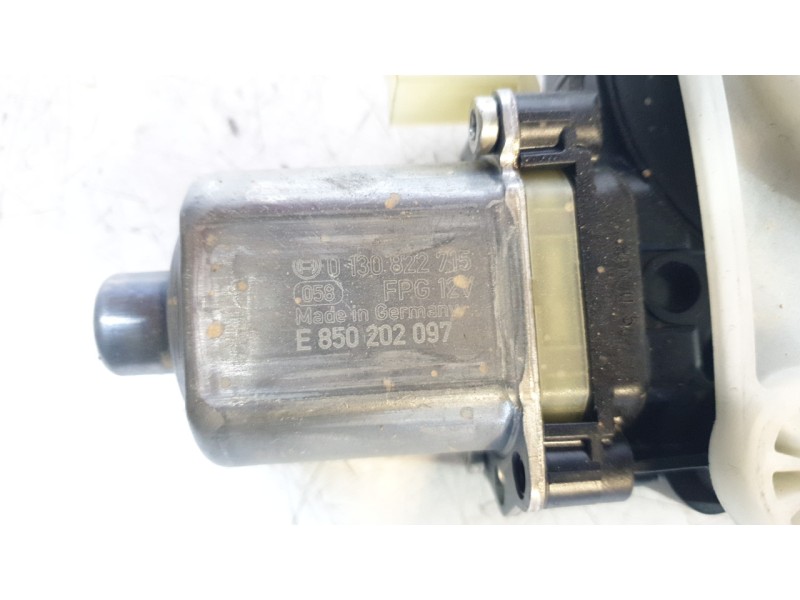 Recambio de elevalunas delantero derecho para volkswagen t-roc (a11, d11) 2.0 tdi referencia OEM IAM 2GA837462F  113190