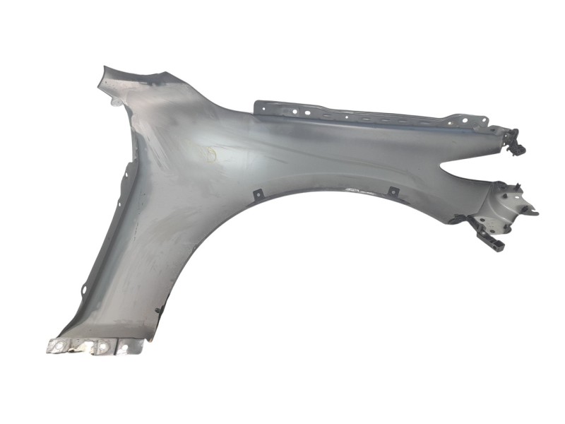 Recambio de aleta delantera izquierda para mazda 3 berlina (bp) evolution referencia OEM IAM BDMT52210  MZ3343004