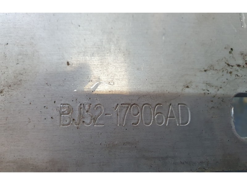 Recambio de refuerzo paragolpes trasero para land rover range rover evoque (l538) 2.0 d 4x4 referencia OEM IAM LR066891 BJ321790