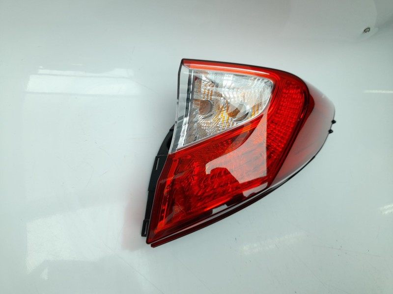 Recambio de piloto trasero derecho para toyota c-hr (_x1_) 1.8 hybrid (zyx10_, zyx11_) referencia OEM IAM 81551F4010  