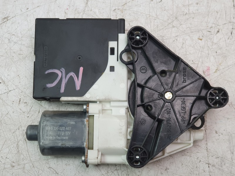 Recambio de motor elevalunas delantero derecho para volkswagen tiguan (5n2) t1 bluemotion referencia OEM IAM 5N0959702G 5C095979