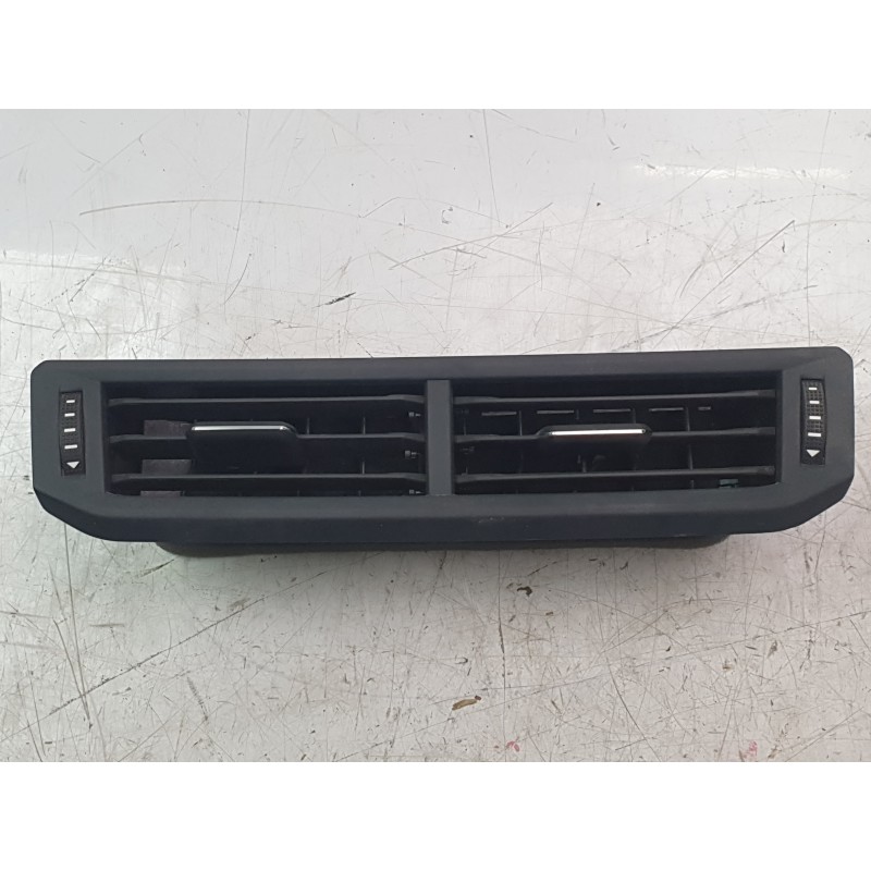 Recambio de rejilla aireadora para volkswagen polo vi (aw1, bz1, ae1) 1.0 tsi referencia OEM IAM 2G0819728GQVQ  