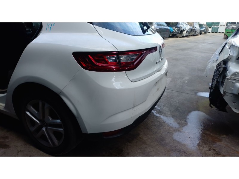 Recambio de paragolpes trasero para renault megane iv hatchback (b9a/m/n_) 1.5 blue dci 115 (b9a6) referencia OEM IAM   